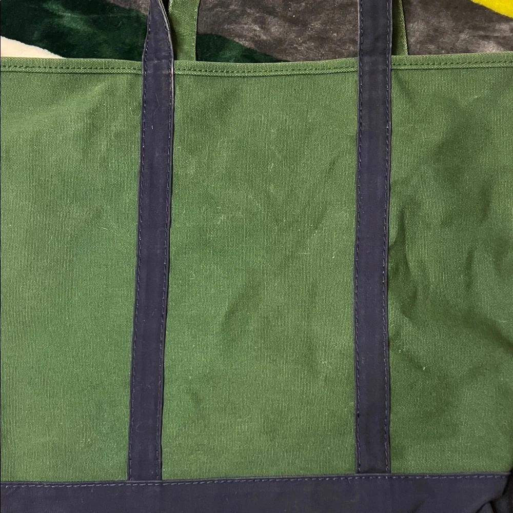 LANDS END XL Green and Navy Tote Bag